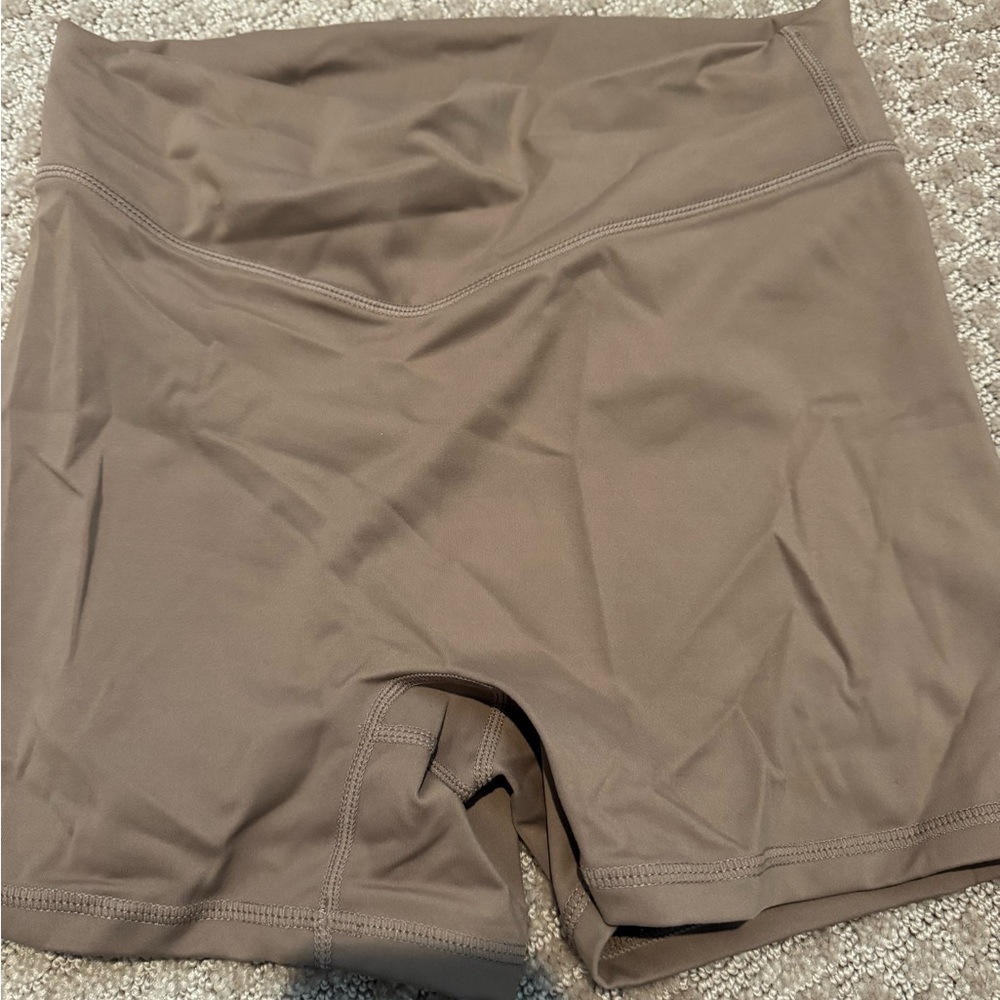 Balance Athletica Kids Cloud Shorts